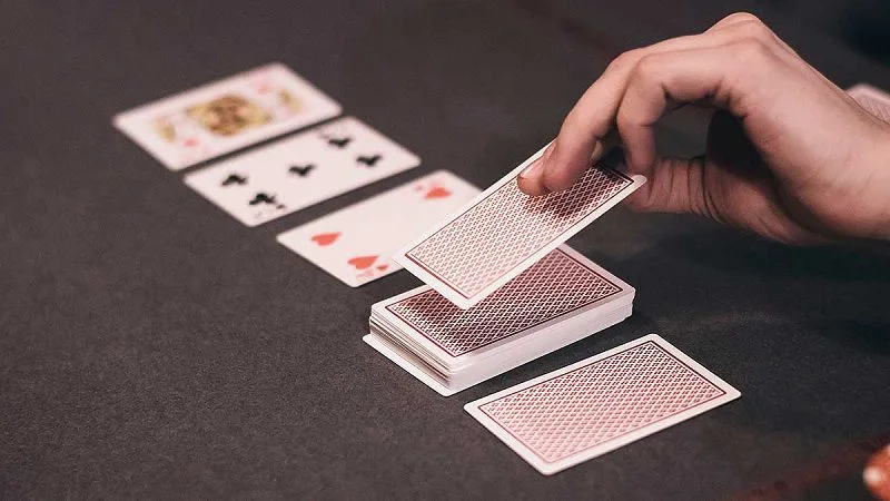 Cách Tính Equity Trong Poker Chuẩn Xác Nhất