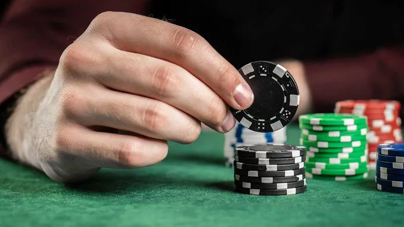 Các Yếu Tố Quyết Định Một Chiến Thuật Bluff Hiệu Quả Trong Poker Online