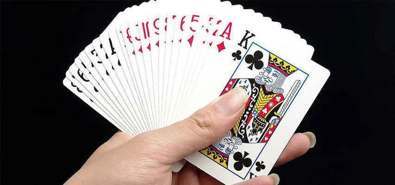 Poker Khác Tiến Lên Thế Nào?