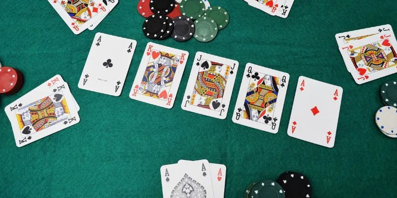 Tại Sao Phải Thuộc Lòng Thứ Tự Bài?