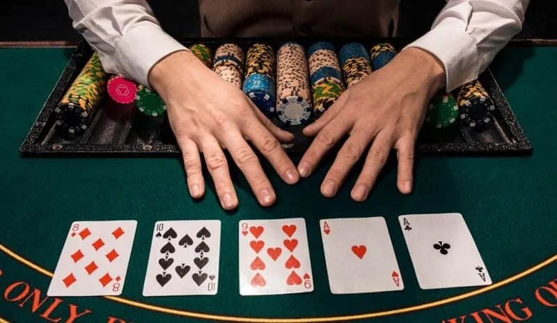 Tại sao phải học thuật ngữ Poker cơ bản?